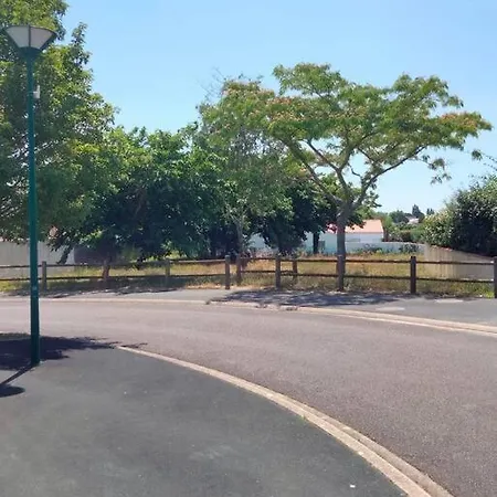 Maison Independante 35m² Classee Proche D'ylium. Lägenhet *