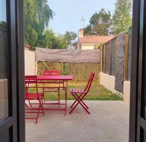 Apartmán Maison Independante 35m² Classee Proche D'ylium. *