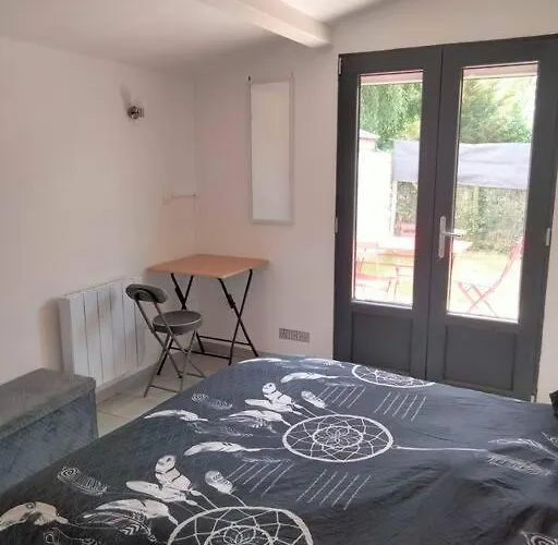 Apartmán Maison Independante 35m² Classee Proche D'ylium. *